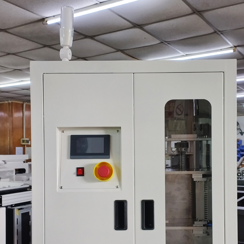 彈夾上板機(jī)